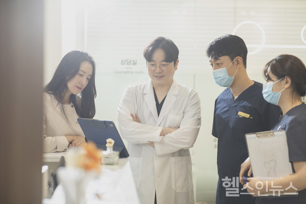 서울강남플란트치과김기홍대표원장