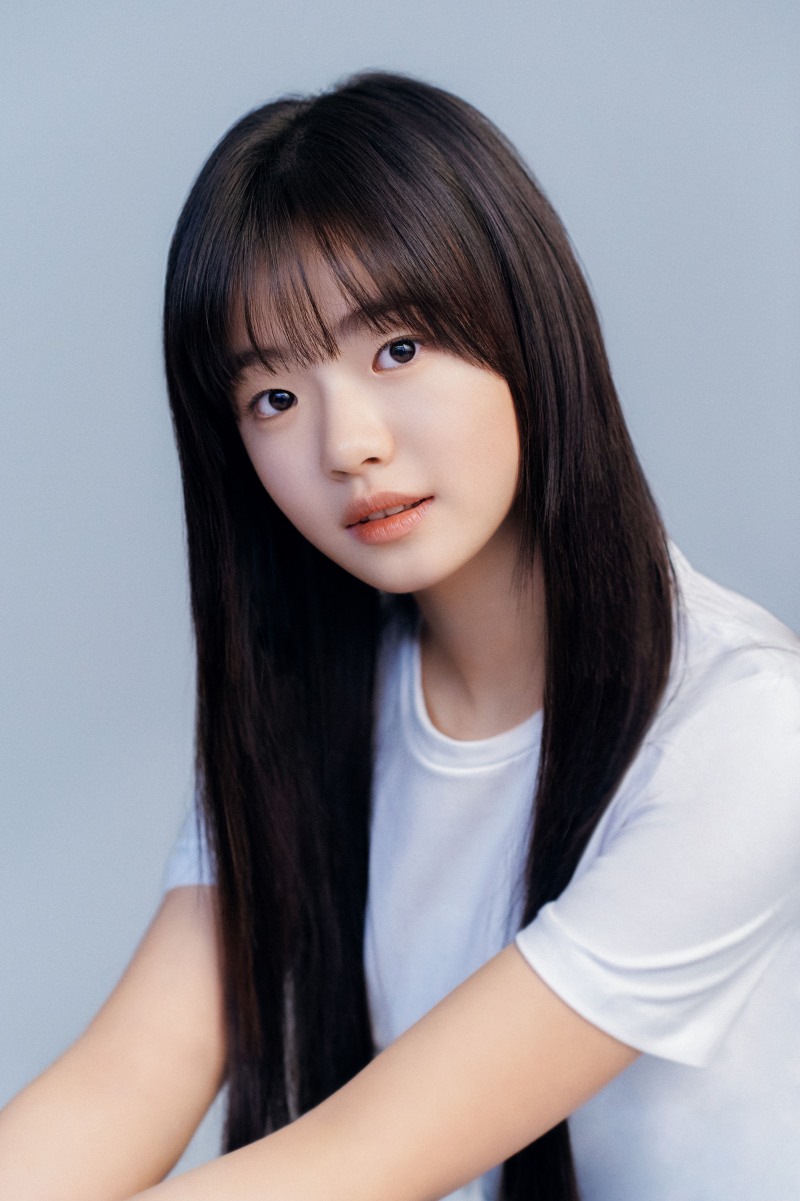 김시아, BH엔터테인먼트와 전속계약 체결…차기작 ‘기대 UP’