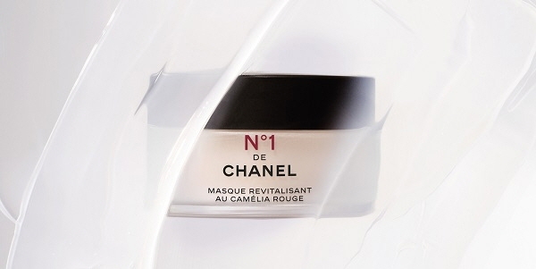 샤넬, ‘N°1 DE CHANEL 레드 까멜리아 마스크’ 공개