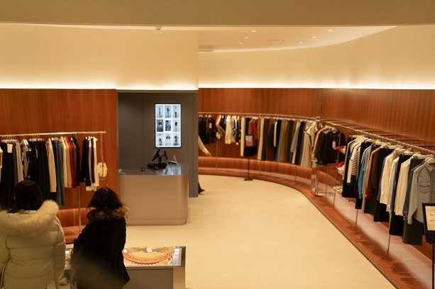 여성복 브랜드 시야쥬, 스타필드 수원점 정식 입점