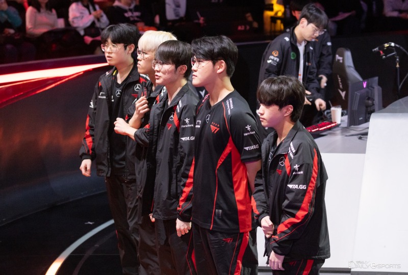 '제우스' 활약한 T1, 선두 한화생명 4연승 저지