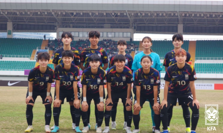 사진=중국과의 경기에 선발 출전한 여자 U-20 대표팀 11명의 모습