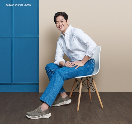 스케쳐스코리아 모델 유지태