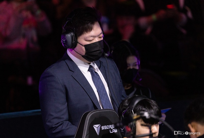 젠지 김정수 감독, "5연승해서 조금 마음이 놓여"