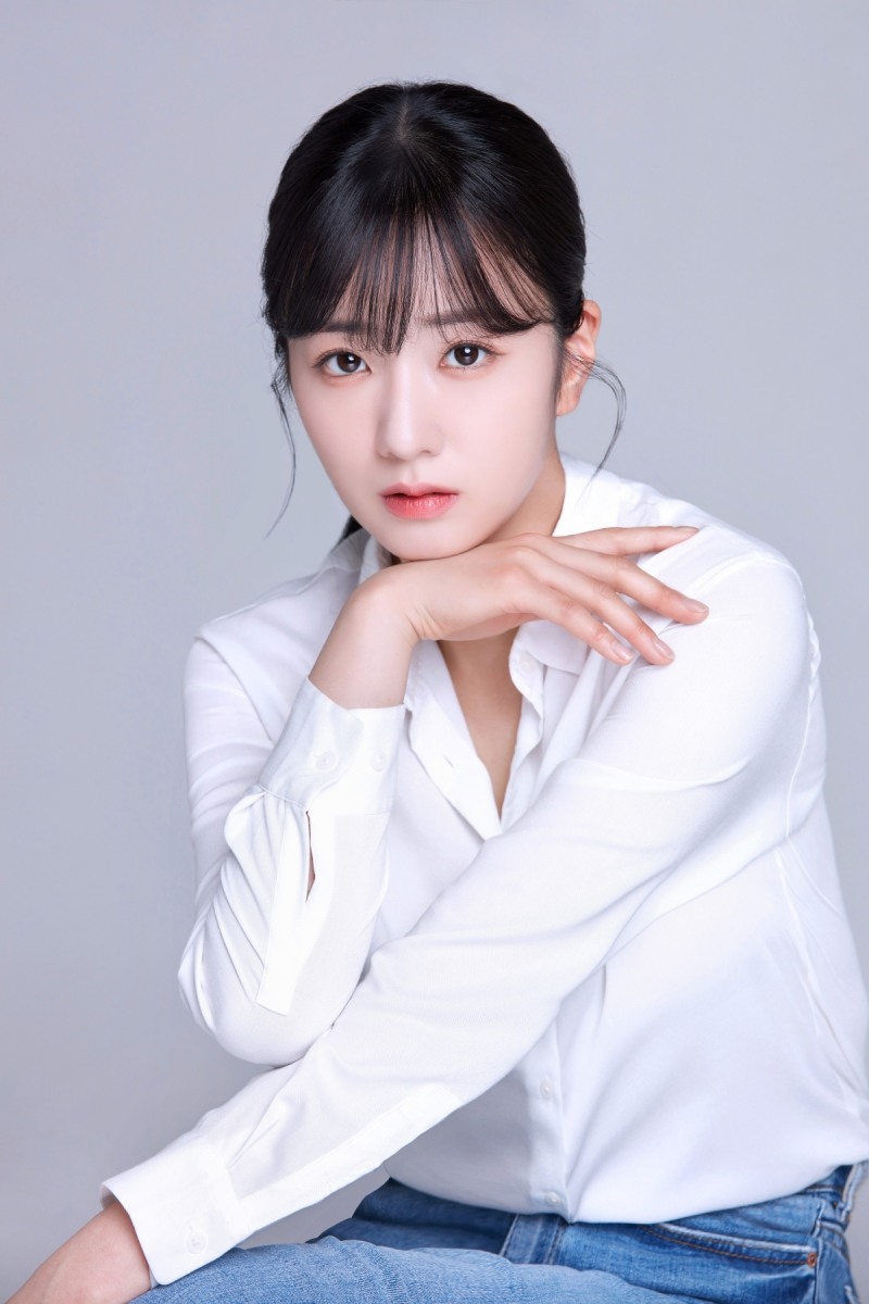 에이핑크 윤보미, ‘31주년 한터뮤직어워즈’ 시상자 출격…2024년 다양한 활동 예고