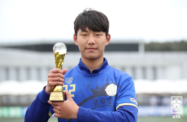 사진 =‘공격수 출신’ 윤태원