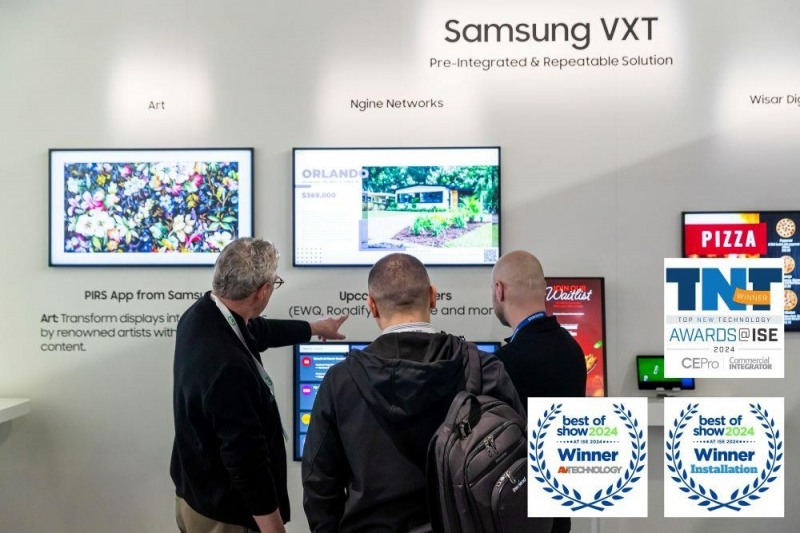 '삼성 VXT'의 특화 솔루션 'PIRS' 살펴보는 관람객들 /연합뉴스