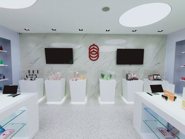 카리스, 인도네시아에 '라이브 전용 스튜디오' 개장