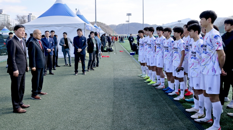 2024 춘계 전국고등축구대회 개막...그라운드를 깨우는 함성소리