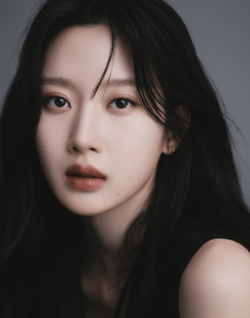 문가영, 작가 데뷔…내달 6일 첫 산문집 ‘파타(PATA)’ 출간