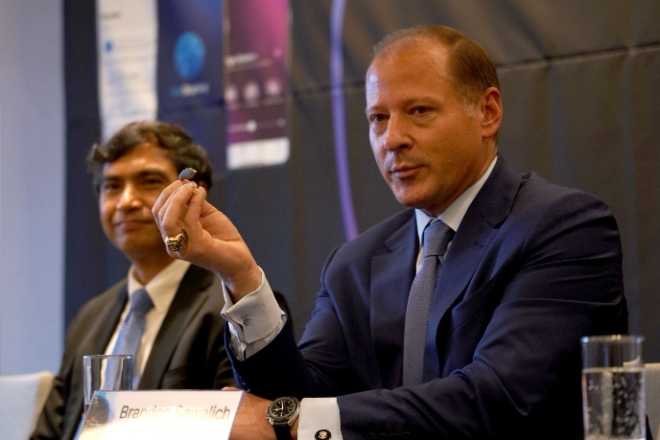 기자 간담회에서 질문에 답하고 있는 브랜든 사왈리치 사장 겸 CEO