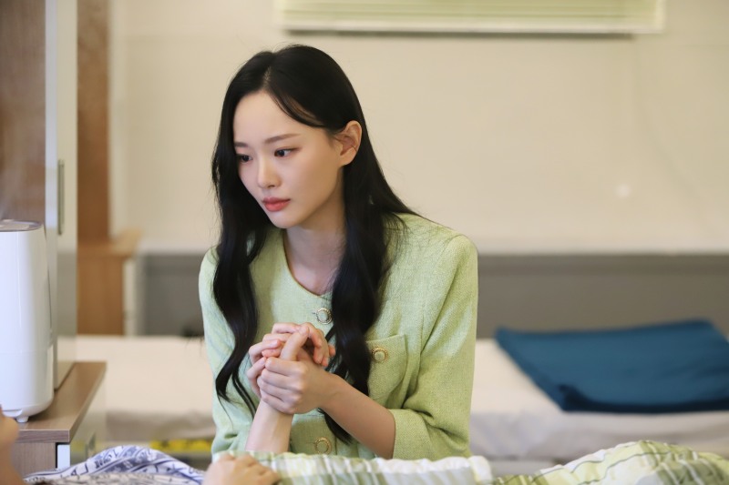 ‘재벌X형사’ 천희주, 모델 정이나 역으로 활약…비하인드 사진 공개