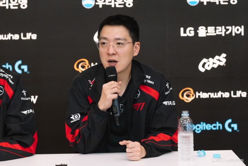 T1 '꼬마' 김정균 감독.