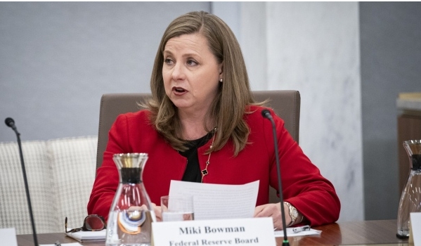 (상보) 연준 보먼 “지금은 금리 인하할 시점 분명히 아니다”