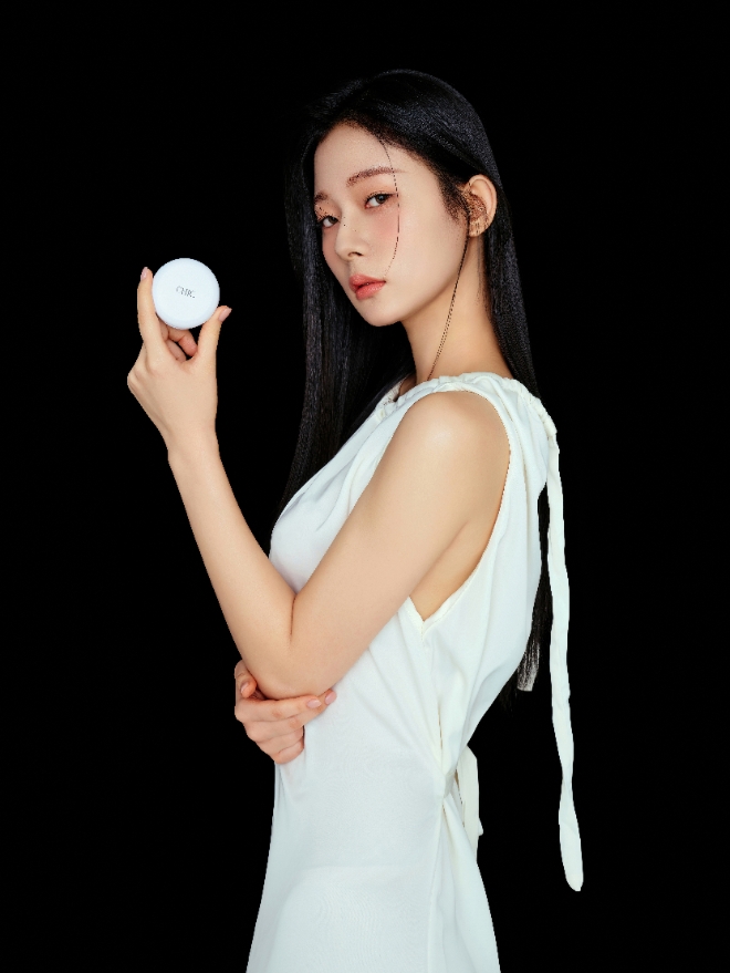 어시크, 론칭 3주년 기념 신제품 ‘어시크 포케포키 파우더 팩트’ 출시