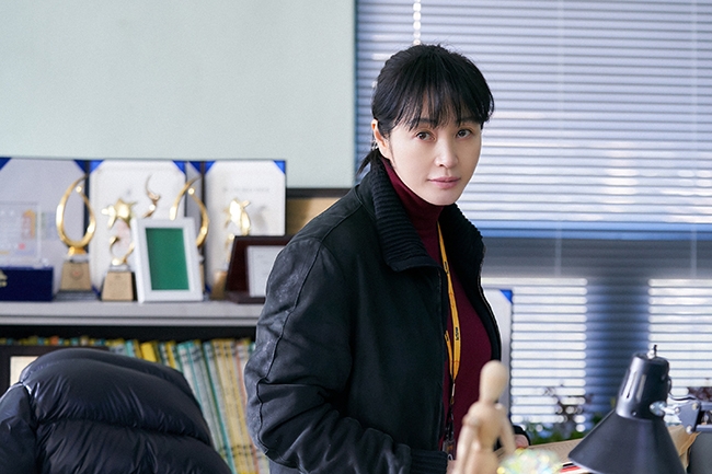 김혜수X정성일X주종혁 완벽한 팀플레이 예고…‘트리거’, 디즈니+ 2024년 하반기 공개 확정