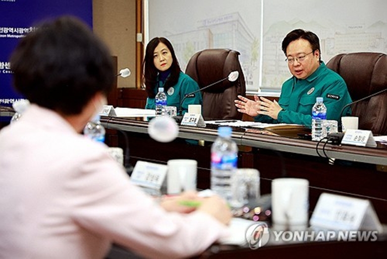 조규홍 장관, 전공의 집단행동 대비 비상진료체계 운영 현황 점검(사진=연합)