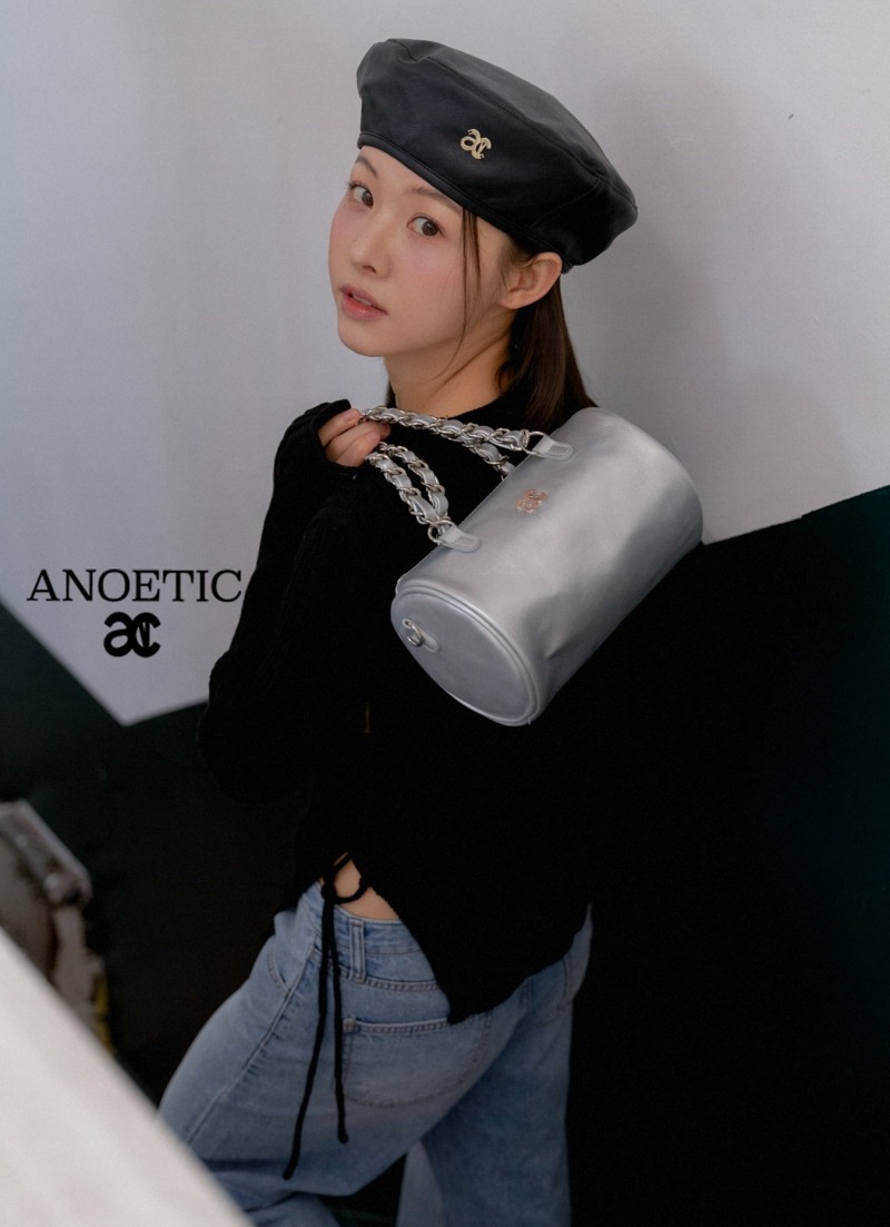 아노에틱, 인플루언서와 함께한 2024 SPRING-SUMMER 컬렉션 공개