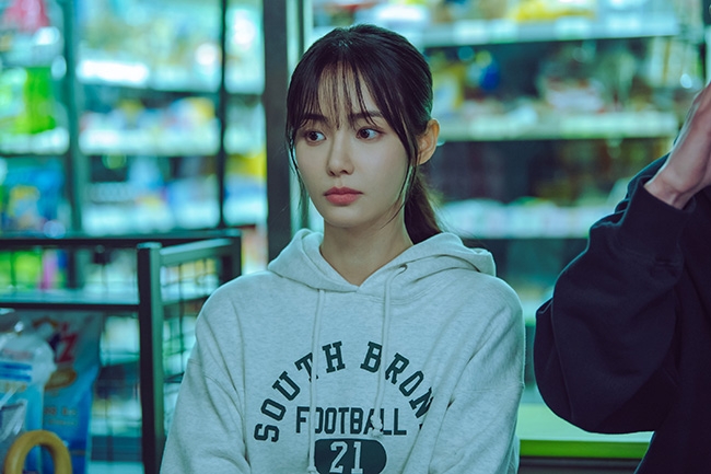 ‘로얄로더’ 이재욱X이준영X홍수주 ‘로로즈’의 연기X케미X도파민 파티에 전 세계 집중