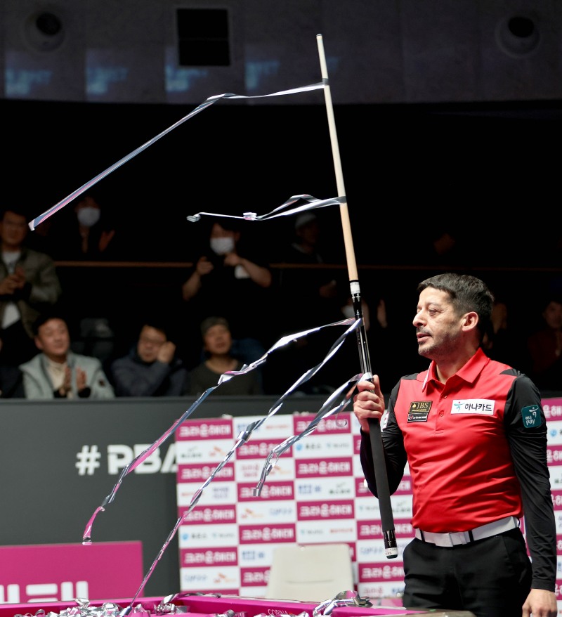 '강등까지 걱정한 초클루, 첫 정상' 프로당구 스무 번째 챔피언 등극…Q응우옌 4-2로 눌러