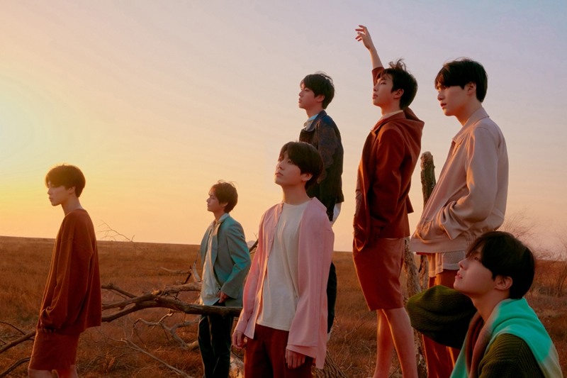 방탄소년단 정규 3집, 美 ‘빌보드 200’ 깜짝 재진입…‘5년 6개월 만’