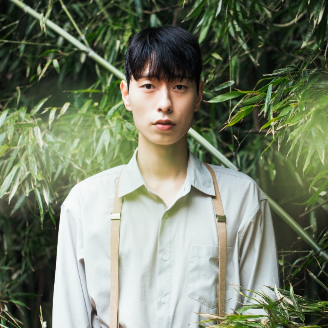 싱어송라이터 ‘윤대천’ 열두 곡을 담은 정규 앨범 ‘Crescents’ 발매, 뮤직비디오 공개와 키트앨범 출시