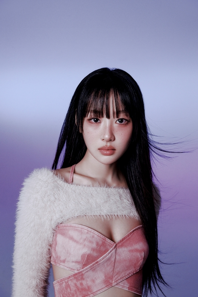 ‘이달의 소녀 출신’ 이브, 파익스퍼밀과 전속계약 체결…프로필 공개