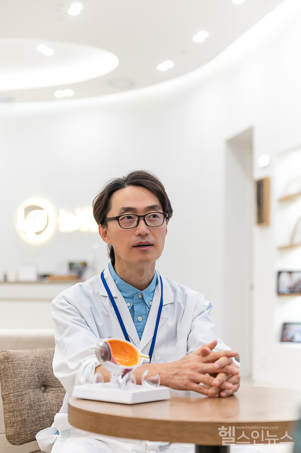 눈사랑안과문성철대표원장