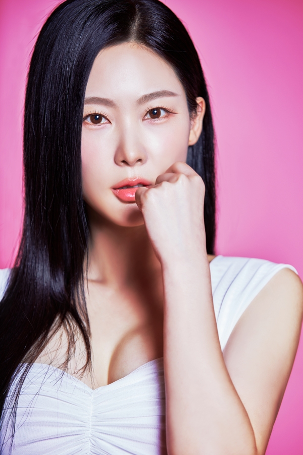 조아서, 트로트 데뷔곡 ‘가시나요’ 23일 음원 공개…“걱정보다 설렘이 가득”