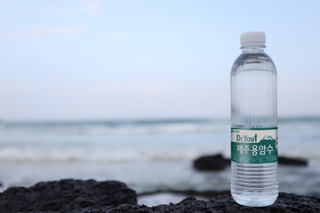 오리온 닥터유 제주용암수 / 사진=오리온 제공