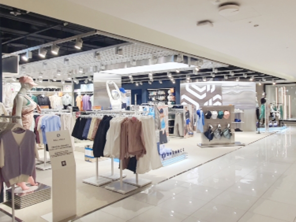 탑텐, 액티브웨어라인 '밸런스' 롯데잠실점 오픈