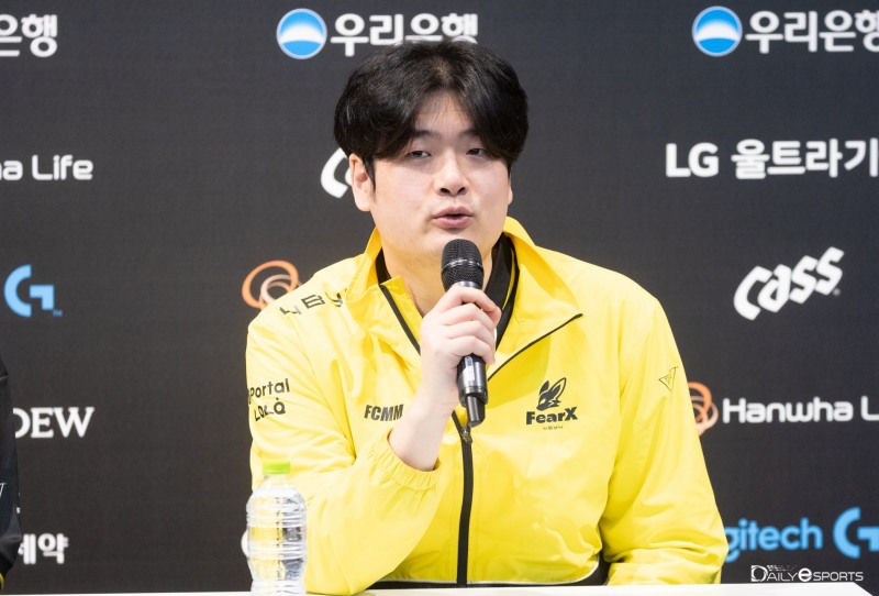 피어엑스 유상욱 감독, "경기 내 실수 많이 고쳐지지 않아 아쉽다"