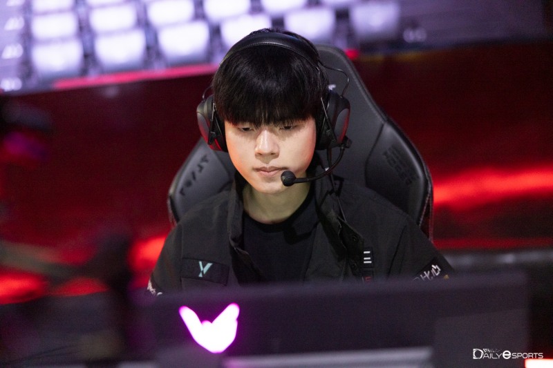 '데프트' 김혁규, 원거리 딜러 최초 LCK 4,000 어시스트 달성