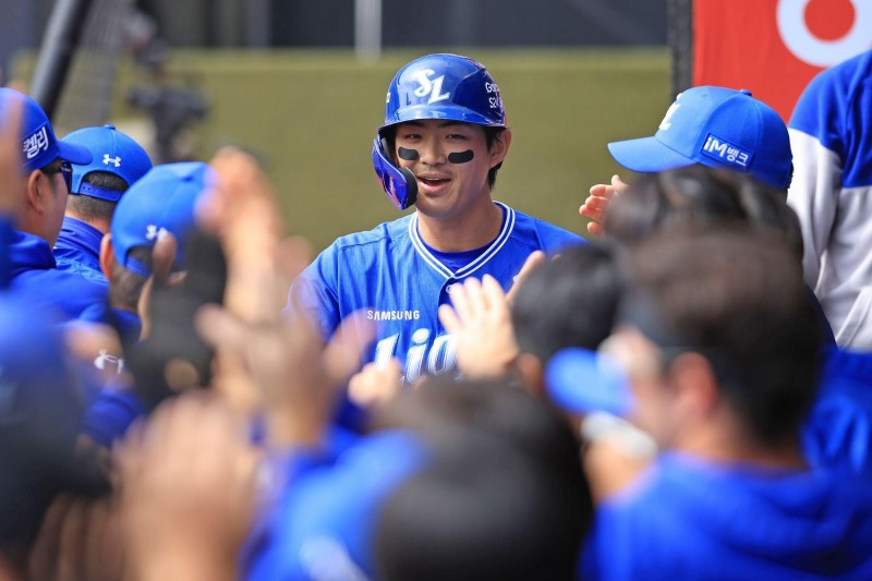 3타점을 올린 구자욱