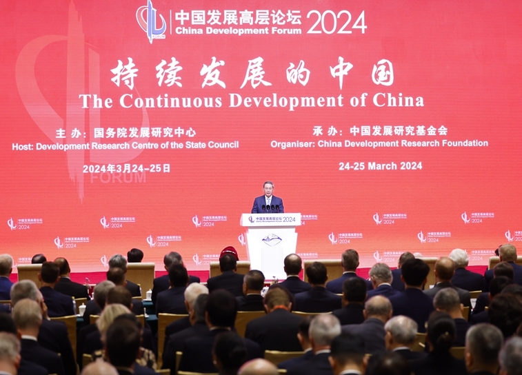 (상보) 리창 中총리 "성장촉진 위한 정책지원 강화할 것"