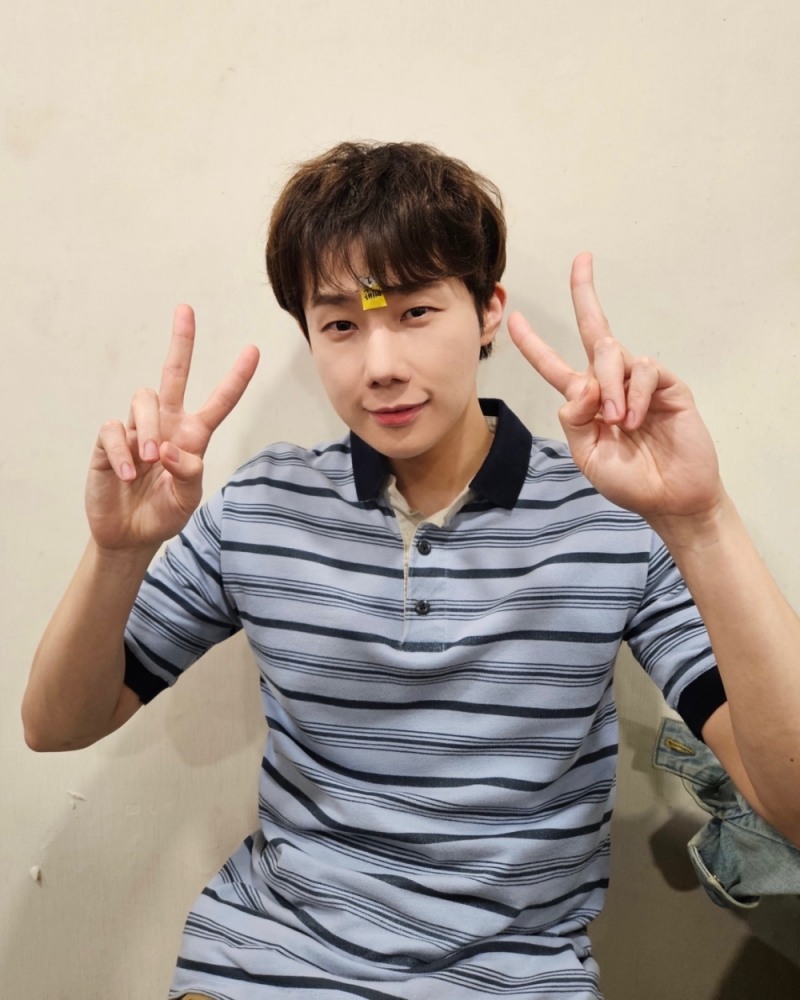 김성규, 환호 속 뮤지컬 ‘디어 에반 핸슨’ 첫 공연 성료…“좋은 작품 함께하게 돼 더없이 영광”