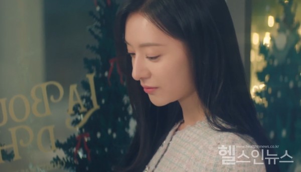 tvN드라마‘눈물의여왕’에서뇌종양판정을받은홍해인(김지원분)(출처:tvN홈페이지)