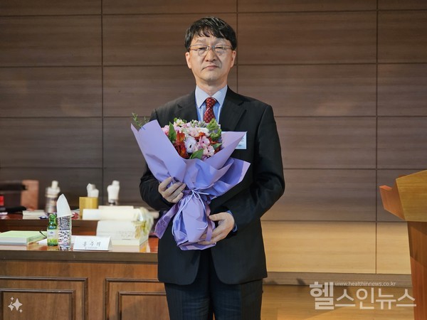 대한한의사협회석화준신임대의원총회의장