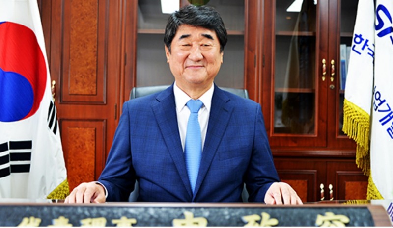 배구 명장 출신 신치용 한국체육산업개발 대표이사.