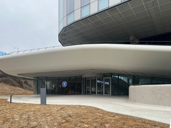 사진=탐앤탐스 과천 비상교육점 외관