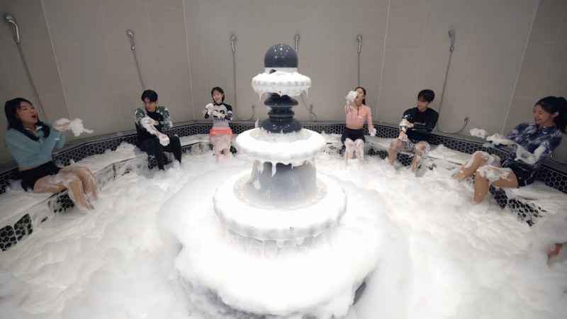 해조류 거품 테라피 (사진제공 = 완도군)