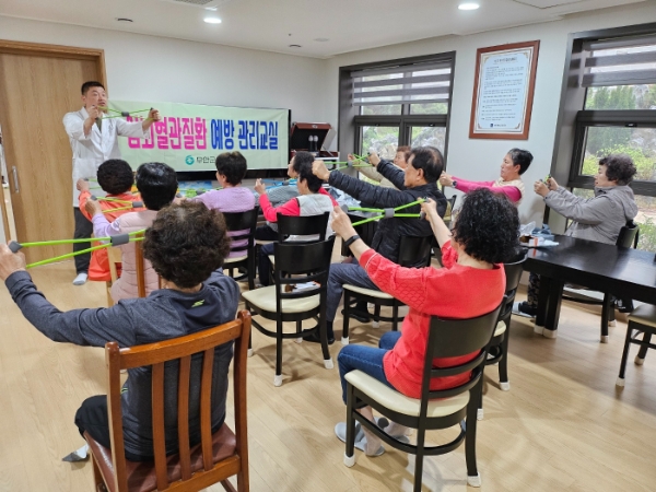 찾아가는 심뇌혈관질환 예방교실 / 사진=무안군 제공