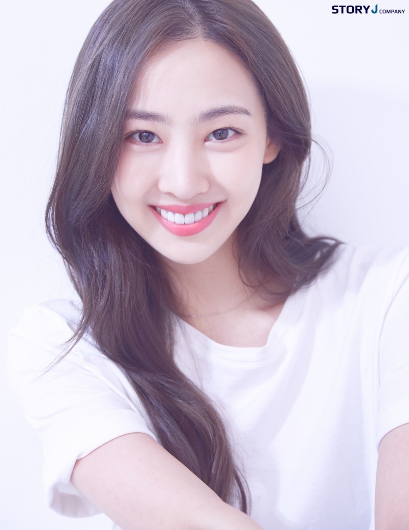 김다솜, ‘살롱 드 홈즈’ 출연…이시영과 호흡