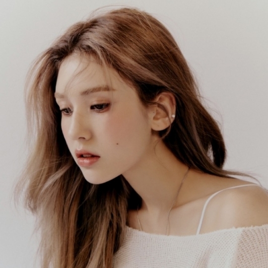 전소미, ‘핫걸’의 아이콘다운 행보…음료 광고도 접수