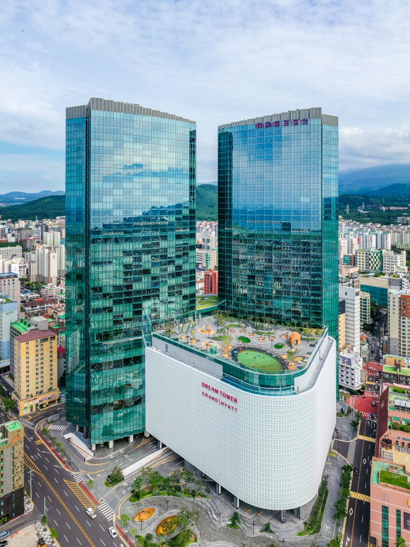 제주 찾는 유커의 대대적 귀환 시작…5월 노동절 특수 맞아 호텔 예약 ‘들썩’