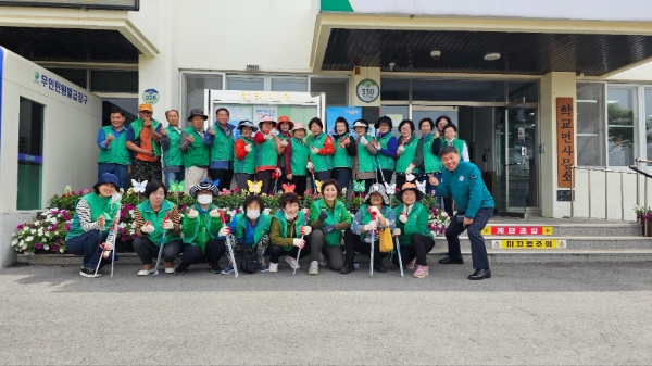 나비대축제 대비 합동 일제대청소 / 사진=함평군 제공