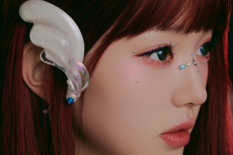 아이브 장원영X레이X이서, ‘아이브 스위치’ 포토 공개…‘판타지 비주얼의 향연’
