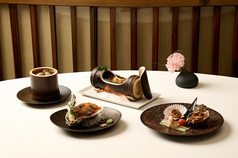 롯데호텔앤리조트, 중식당 통합 코스메뉴 ‘만춘미식’ 선봬…정성으로 준비한 봄날의 보양식