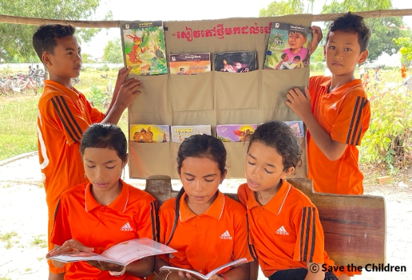 세이브더칠드런 캄보디아 초등학교 20곳에 도서관 선물