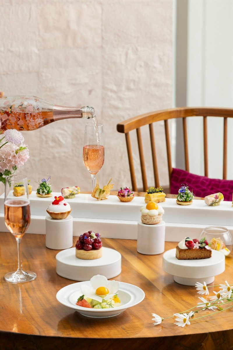 파크 하얏트 서울, ‘블루밍 가든 애프터눈 티 세트’ 선봬…따스한 봄 햇살과 함께 여유로운 오후